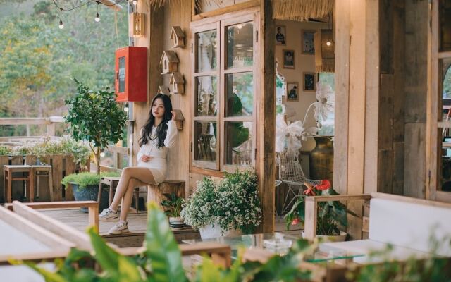 Dalat Coffee House Homestay