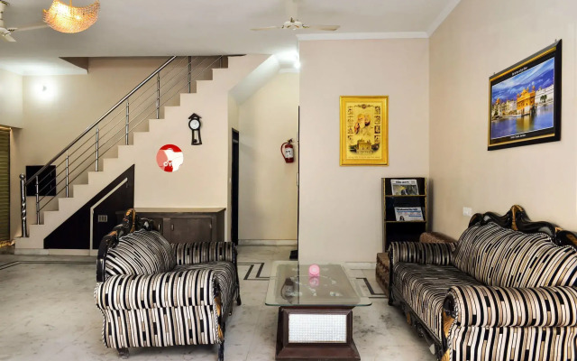 OYO Rooms 102 Amritsar Railway Station