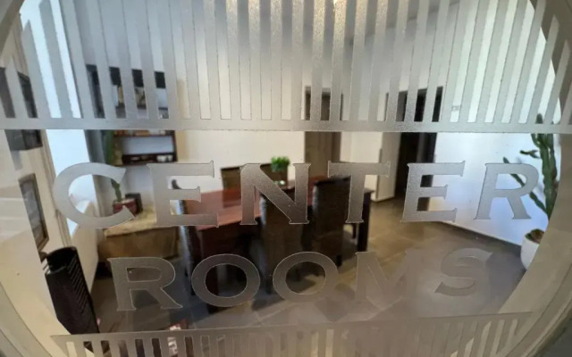 Center Rooms