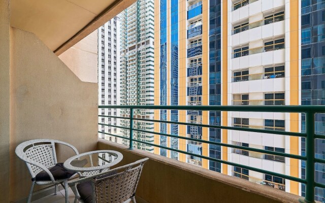 Cozy 1BR apartment Marina Crown