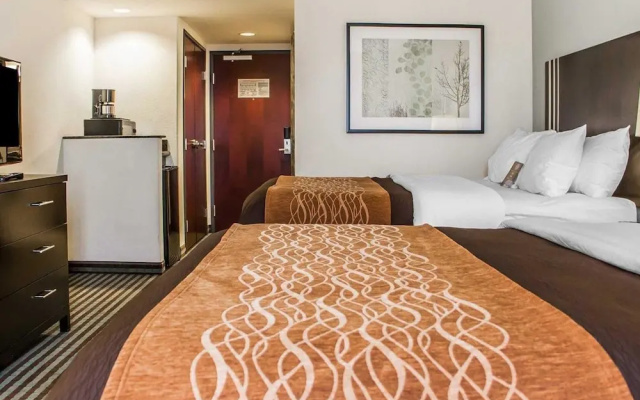 Comfort Inn And Suites Perry