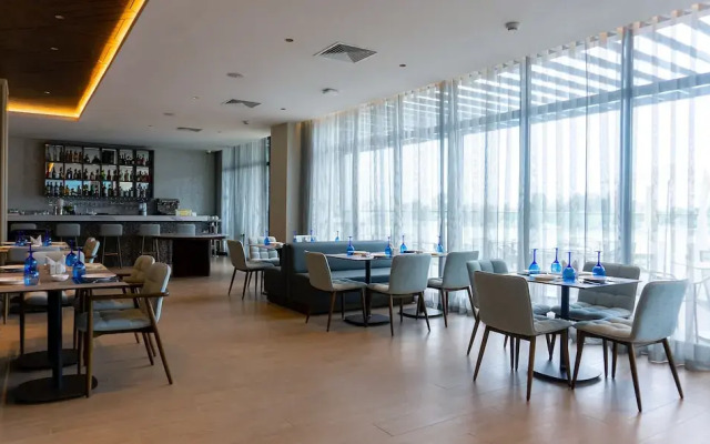 Black Diamond Hotel