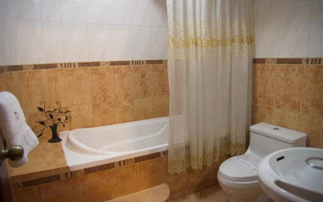 Hotel Sierra Dorada