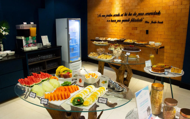 Camboriú Praia Hotel