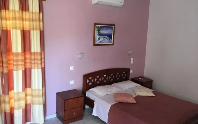 Kris Apartments