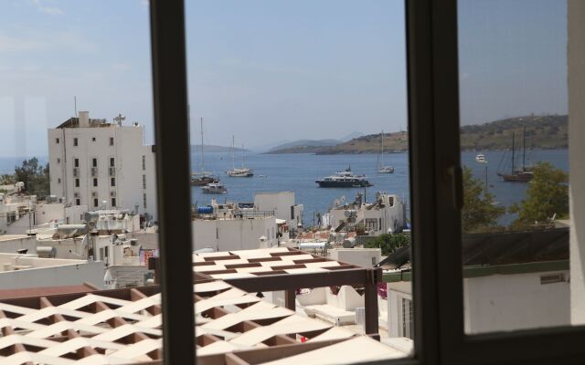 7. Art Feslegen Hotel