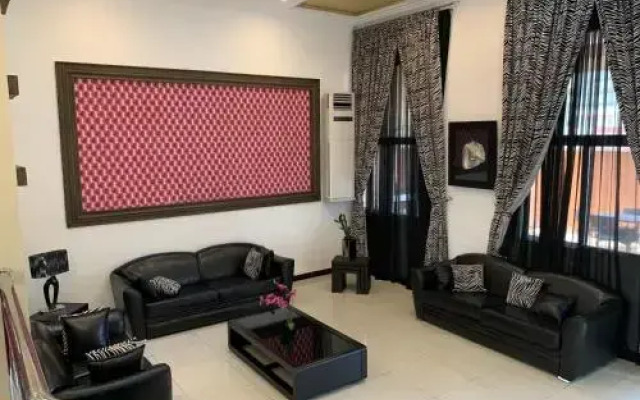Capital Hotel