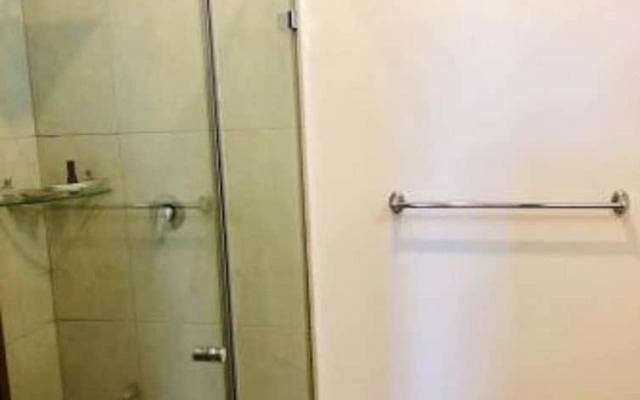 Niza Five Luxury Beach Apartments