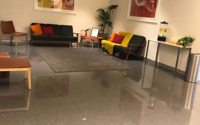 TherRich Walkerville apartment