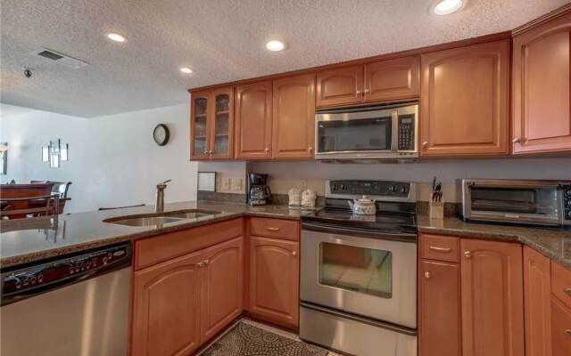 Las Brisas 504 - Three Bedroom Condo