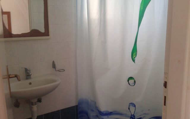 Thalassa Rooms