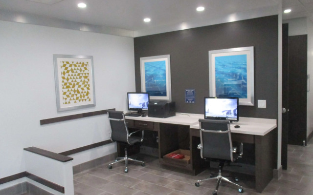 Best Western Plus Roland Inn & Suites
