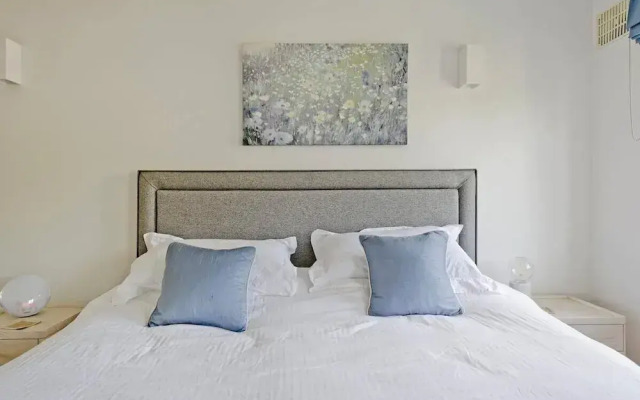 3 Bedroom Apartment, Earls Court