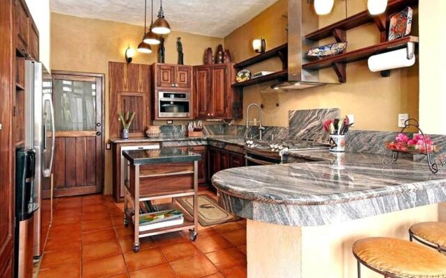 Private 4-story Lux Villa, With 5-star Concierge
