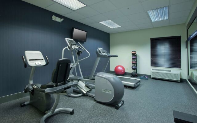 Countryside Inn and Suites