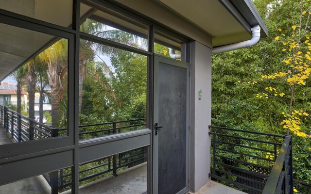 Nth Adelaide Studio Apt With Reverse Cycle Aircon