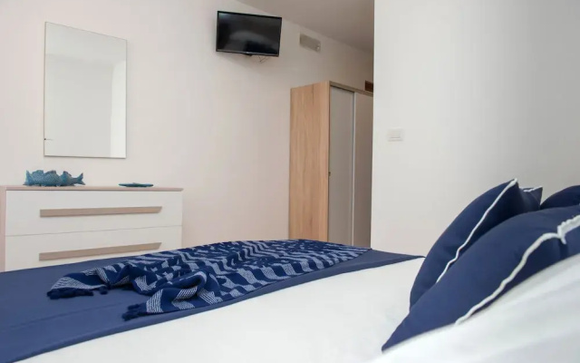 Al Faro Guest House