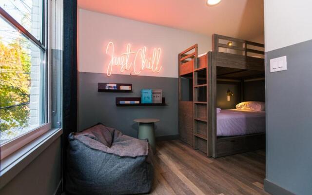 voco The Darwin Atlanta Midtown by IHG