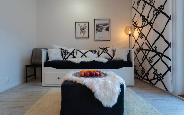 Tuomas´ luxurious suites, Mustikka
