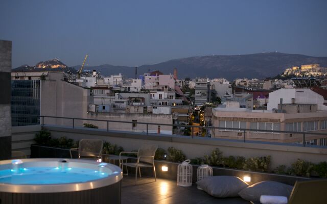 47 Luxury Suites