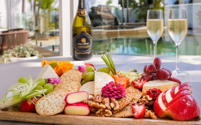 Mercure Cairns