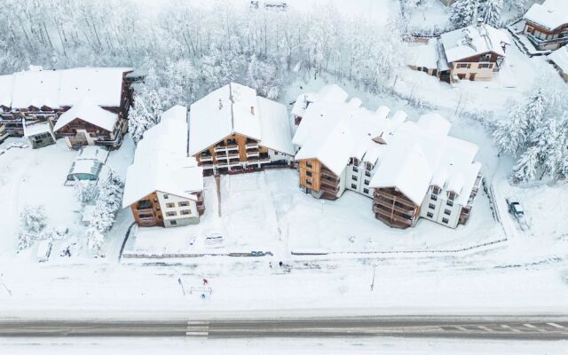 Cristal Lodge by Daddy Pool - TerresenS