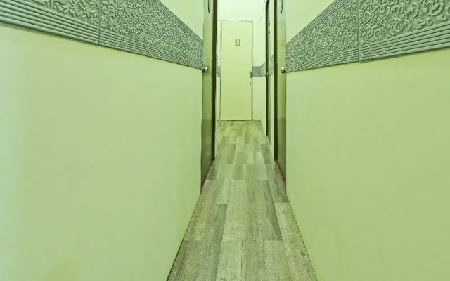 Cz Hotel by OYO Rooms