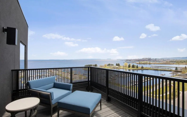 Delta Hotels by Marriott Thunder Bay