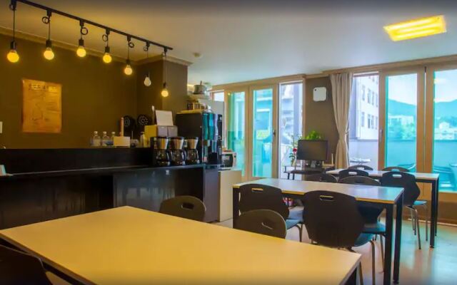 iam Residence and Guesthouse