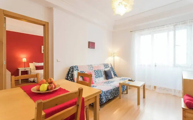 Top Location Beautiful Apartment!