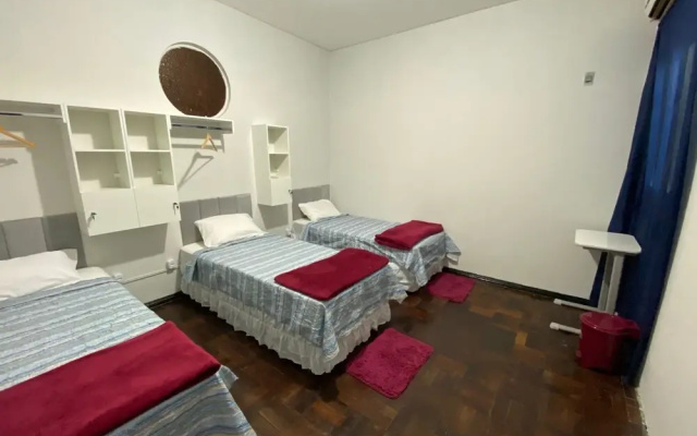 Açaizeiro Hostel