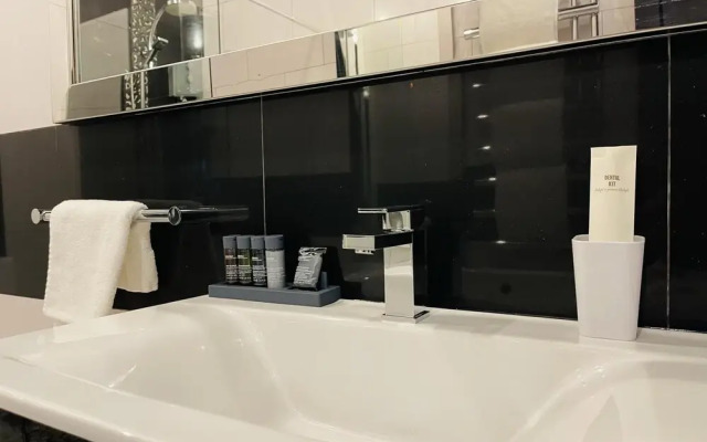 Captain Morgan Boutique 1-Bed Apartment