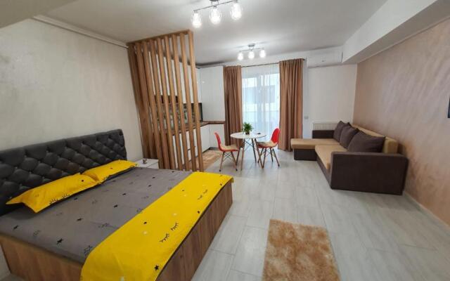 Listone Apartment 12 Mamaia Nord