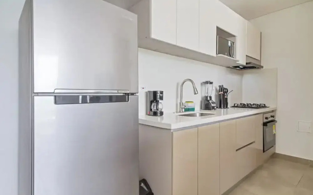 Salguero Suites By HostPro