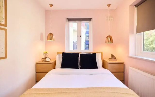The Brunswick Retreat - Warm 3bdr Flat With Balcony