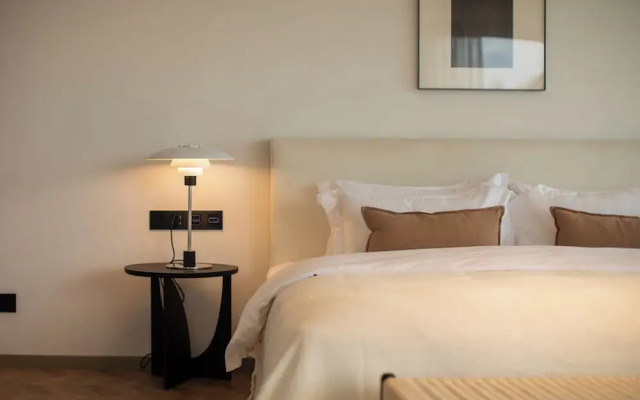 Anyu Aranya Collection Sea View Resort Hotel