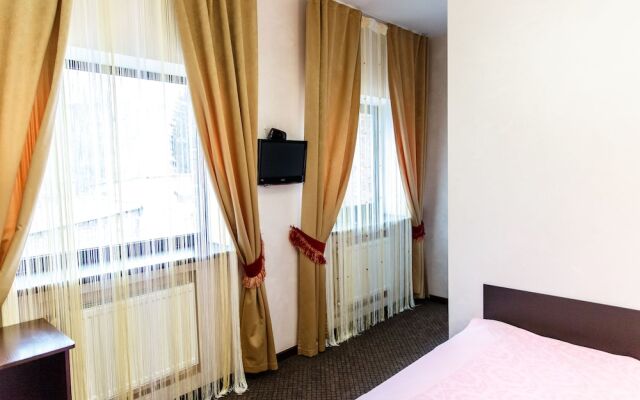 Tsaritsynskiy Hotel