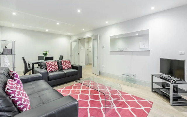 Roomspace Apartments -The Quadrant