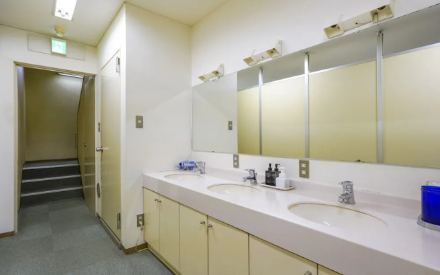 Capsule Inn Hamamatsucho