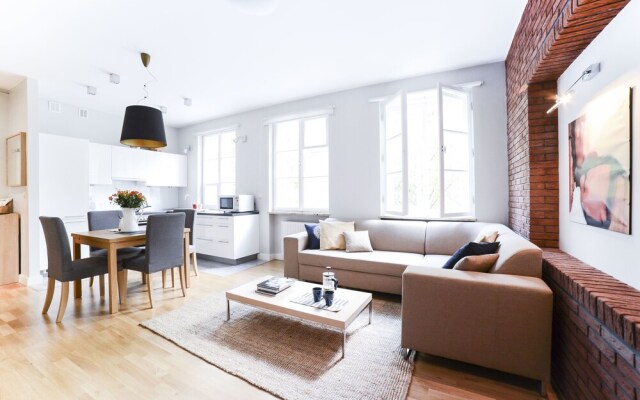 Spacious apartment in the Old Town