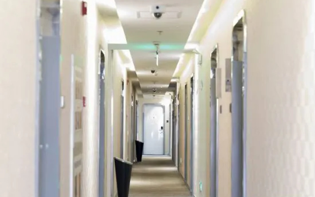 Zhotels (Shanghai International Tourist Resort Xiuyan Road Metro Station) – Hotel Rooms – Shanghai