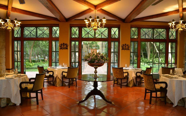 De Hoek Country Hotel