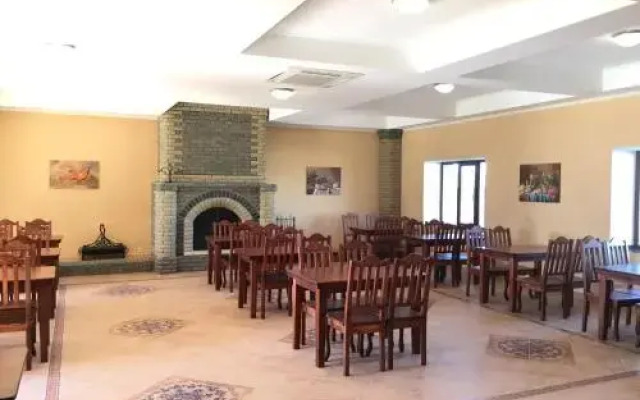 Hotel Dzherelo