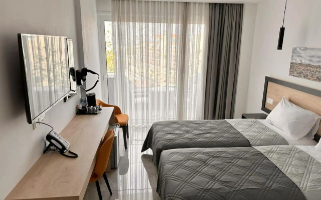 Papouis Protaras Hotel
