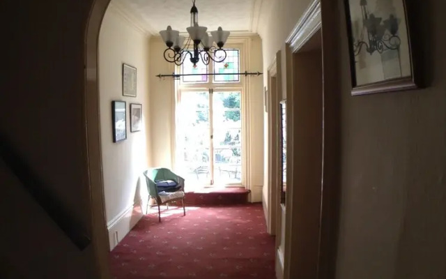 Remarkable 6-bedroom Villa in Pennine Barnsley