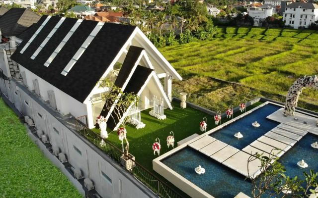 Tirtha Khayangan Canggu