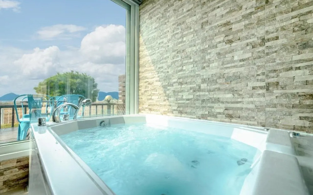 Ganghwa Noel Spa Pension