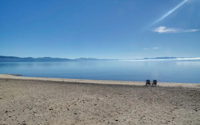 Spa & Beach Access: Resort Condo in Tahoe Vista!