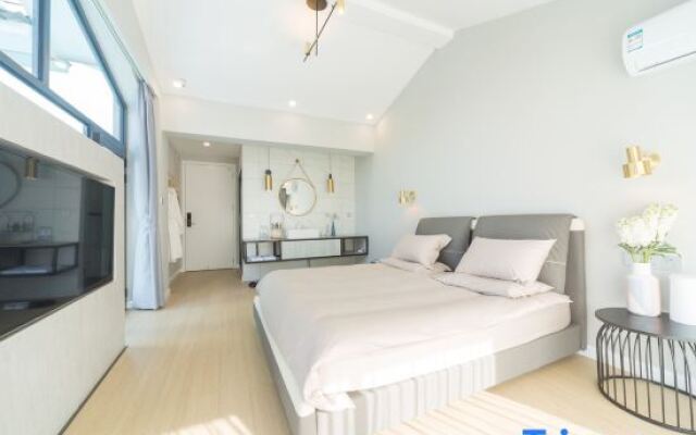 Sanya Easy accommodation design surf home stay