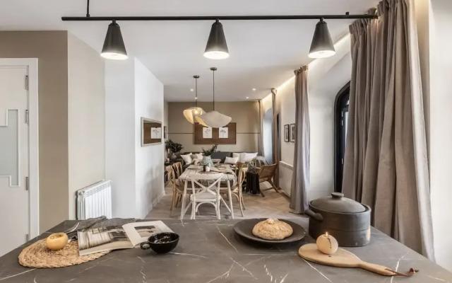 Iruela - 3 Bedrooms and Office in Trafalgar